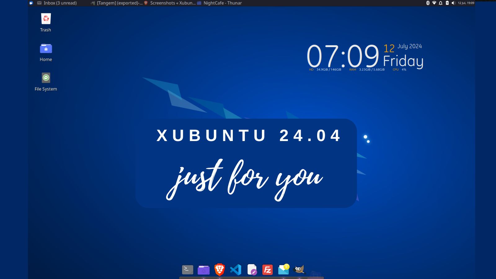 laptop and mobile phone showing Xubuntu 24.04 rocks